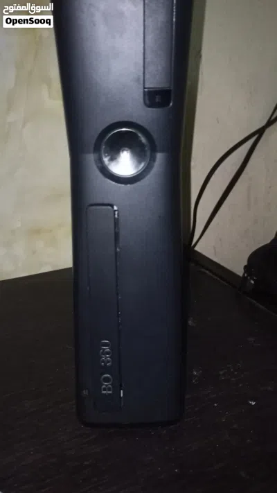 للبيع اكس بوكس 360 معدل عليه 83 لعبه أو للبدل على كمبيوتر 2