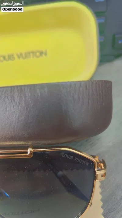 LOUIS VUITTON SUN GLASS 3