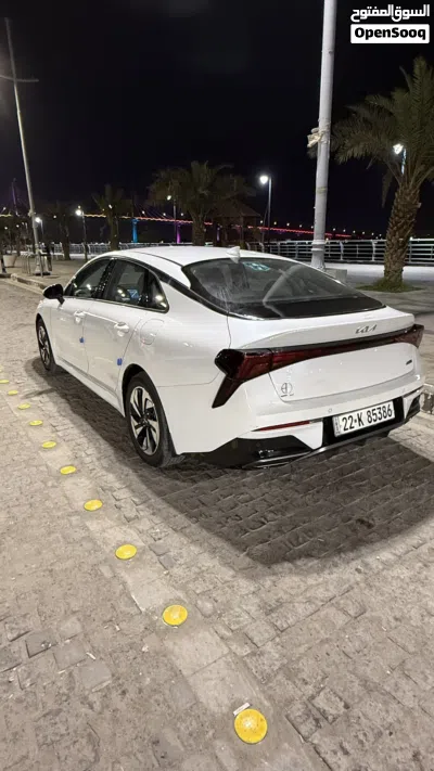 Kia K5 Standard 2