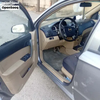 Chevrolet Aveo Base 3
