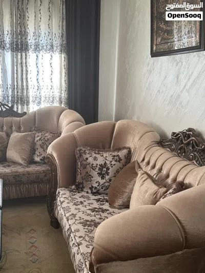 للبيع كنب وبرداي 4