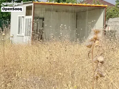 كرفان للبيع 3 في 4 ابيض من جهة واحدة يوجد جام وحمام داخلي 4