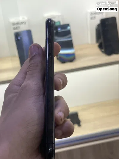ايفون 11 برو نظيف 3