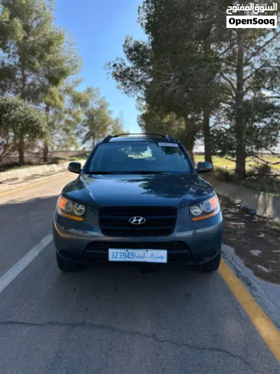 Hyundai Santa Fe Limited 2