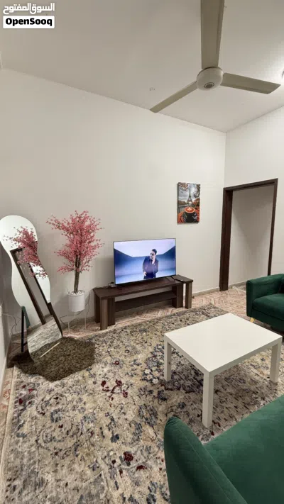 غرفه مع صاله مدخل خاص مفروشه 3