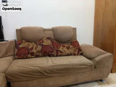 تخم مستعمل شي قليل 3 قنفات ومن ضمنهم زاويه حلوا 3