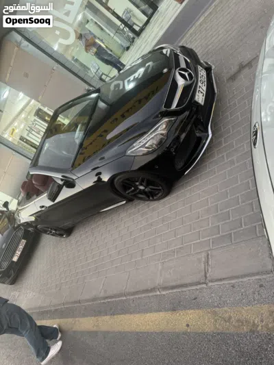 Mercedes Benz E-Class E 200 2