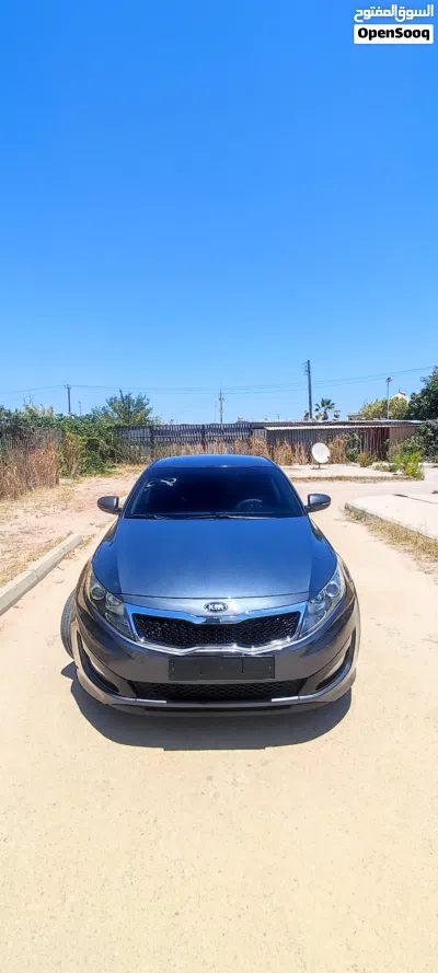 Kia K5 Standard 4