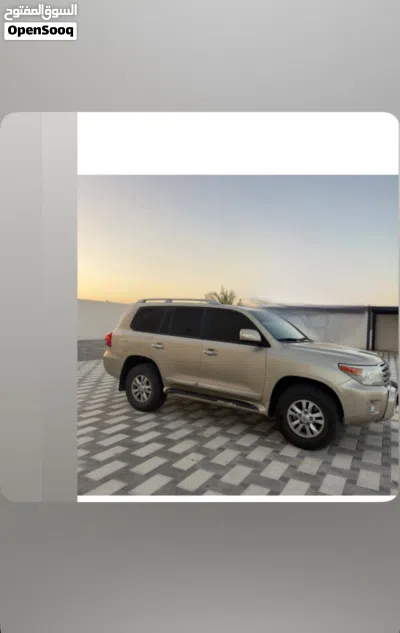 Toyota Land Cruiser GXR 4