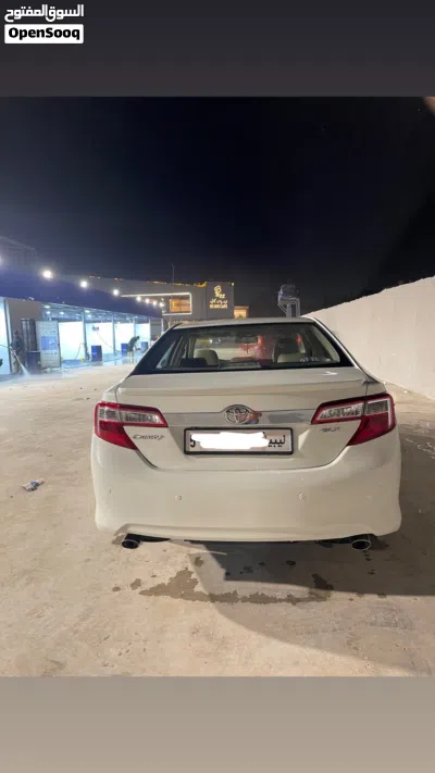 Toyota Camry GLX 2