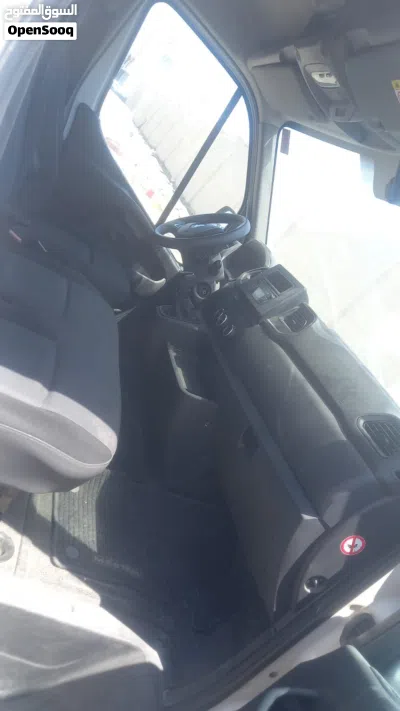 رينو اخرى 4
