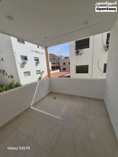 شقة فاخرة للبيع التاسعة ط3هندسي 93 م اطلالة بحرية 4