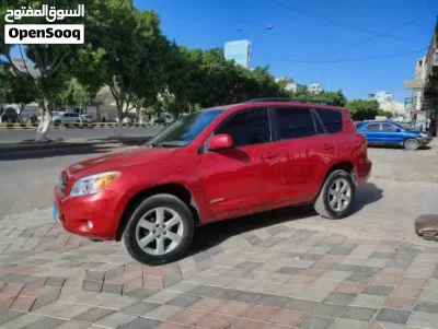 Toyota RAV 4 Limited 4
