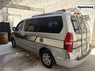 Hyundai H1 GLS 2