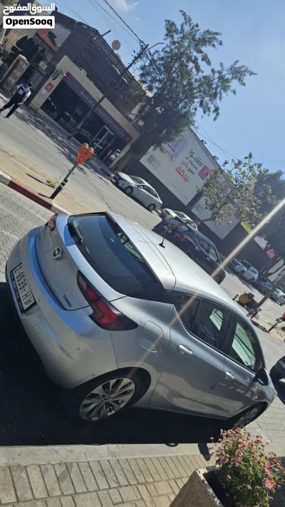 Opel Astra Ultimate 3