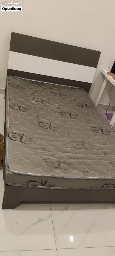 سرير رمادي ممتاز grey bed and structure 2