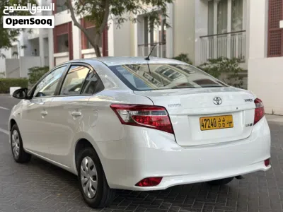 Toyota Yaris E 3