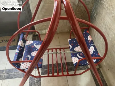 مرجيحه اطفال استعمال بسيط جدا بحاله الجديده 2
