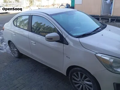 Mitsubishi Attrage Standard 2