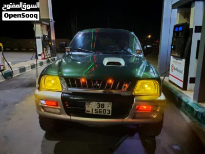Mitsubishi L200 Double Cab GLX 4