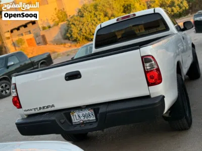 Toyota Tundra SR5 2