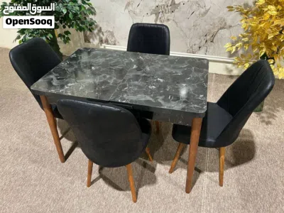 ميز طعام بصميم عصري مميز متوفر 6 كراسي و4 كرسي يتصغر ويتكبر يوجد خدمه توصيل بغداد ومحافضات 2