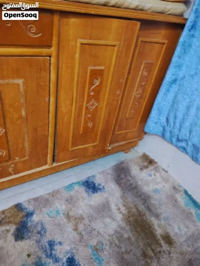 بوفيا.مستعملة استعمال قليل نضيفه٪80 من داخل كلش ومامتعوبه يدات موجودات 3