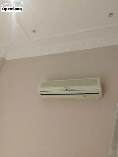 2 ton O General split air conditions available 3