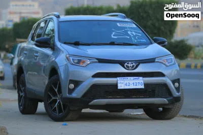 Toyota RAV 4 SE 3