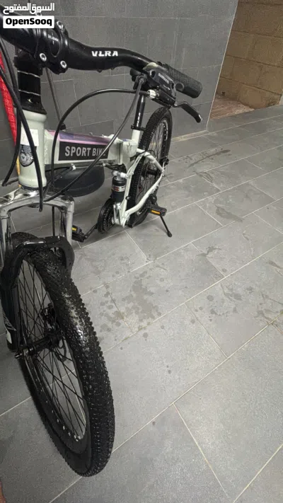 سيكل road bike عليه تواير شبه جبليه و قابل للطي السعر 500 و قابل للتفاوض 3