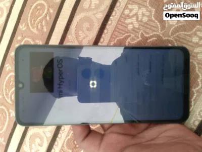 الماركة""شاومي ردمي 14c داكرة:128 RAM:6+6 شبه جديد :وحش الالعاب:2026 الحجم""6.88بوصه 4