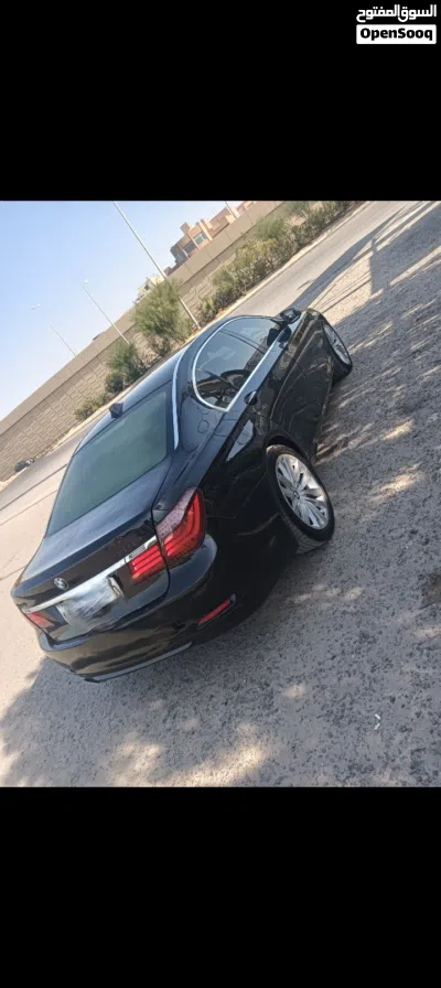 بي ام دبليو الفئة 7 730 3