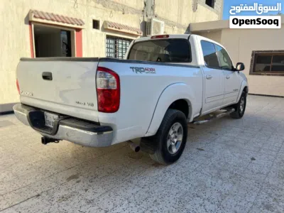 Toyota Tundra SR5 3