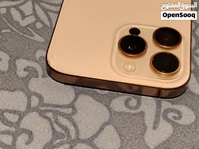iPhone 16 pro Max 4