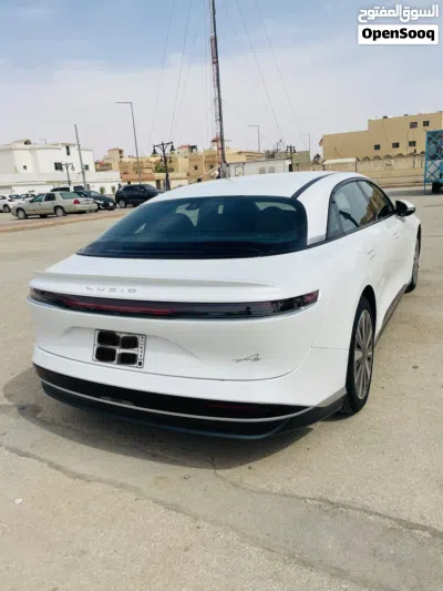 Lucid Air Pure 3