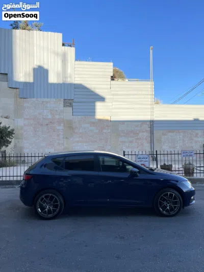 سيات ليون Standard 3
