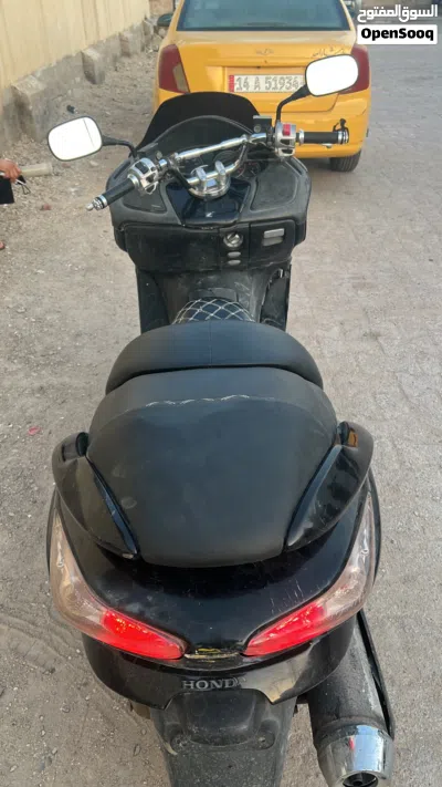 Honda Forza 4
