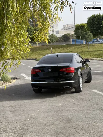 Kia Cadenza Limited 3