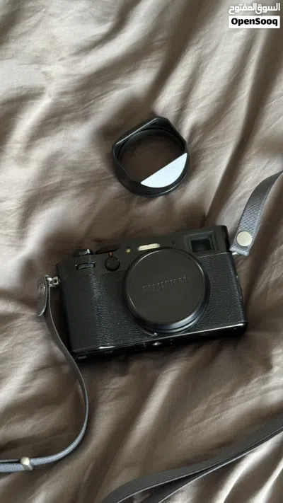 Fujifilm X100V mint condition 3