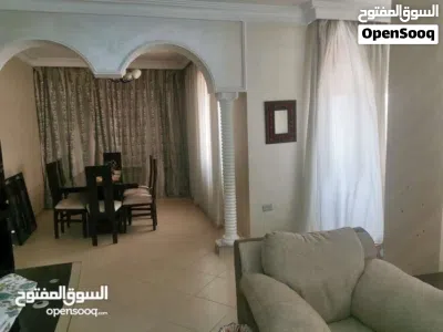 خلدا خلف براديس فيلا مكونه من 3 شقق طابقيه كل شقه 220م موقع مميز ومطل بسعر مغري 3