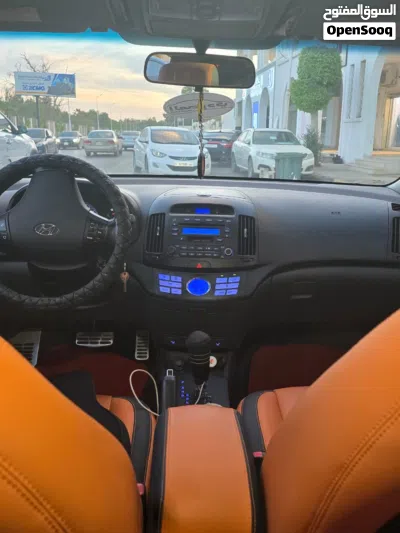 Hyundai Avante Limited 3