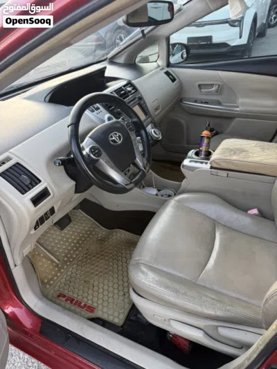 Toyota Prius Prius+ 3