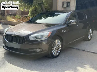 Kia Quoris Luxury 3