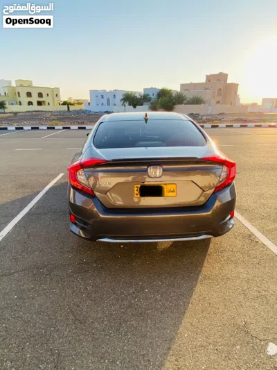 Honda Civic EXi 2
