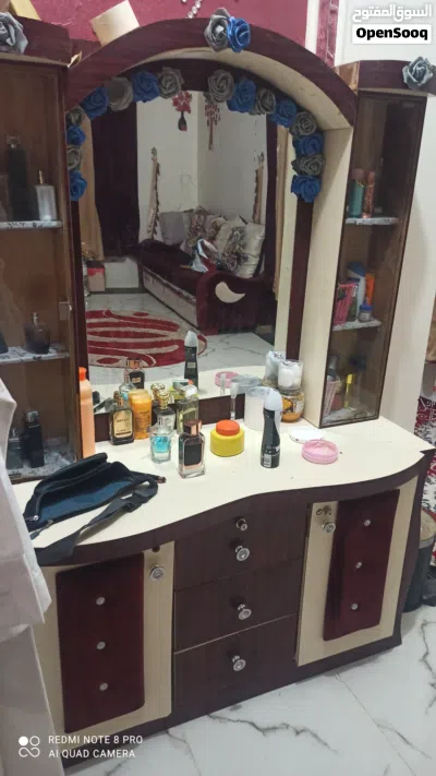غرفة نوب مستعمل مع الستاير 3