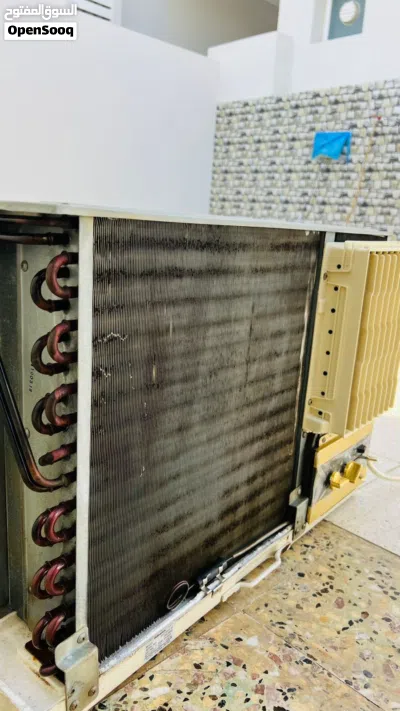 مكيف جنرال طن ونص نضيف شبه جديد 4