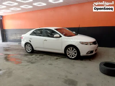 Kia Cerato EX 3