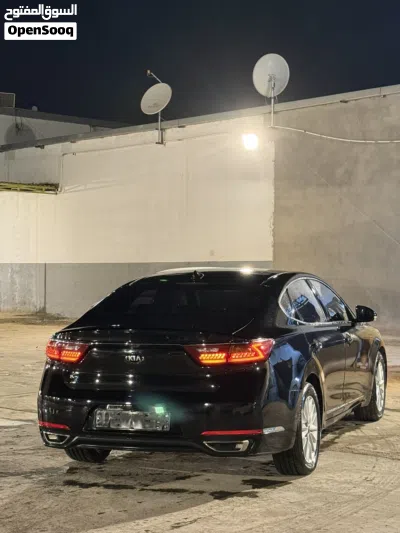Kia Cadenza Standard 2