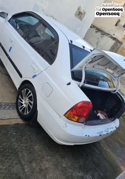 Hyundai Accent GLS 2