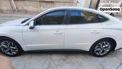 Hyundai Sonata Standard 3